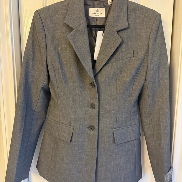 Standout Blazer - (Re)ssential - Picture 4 of 10